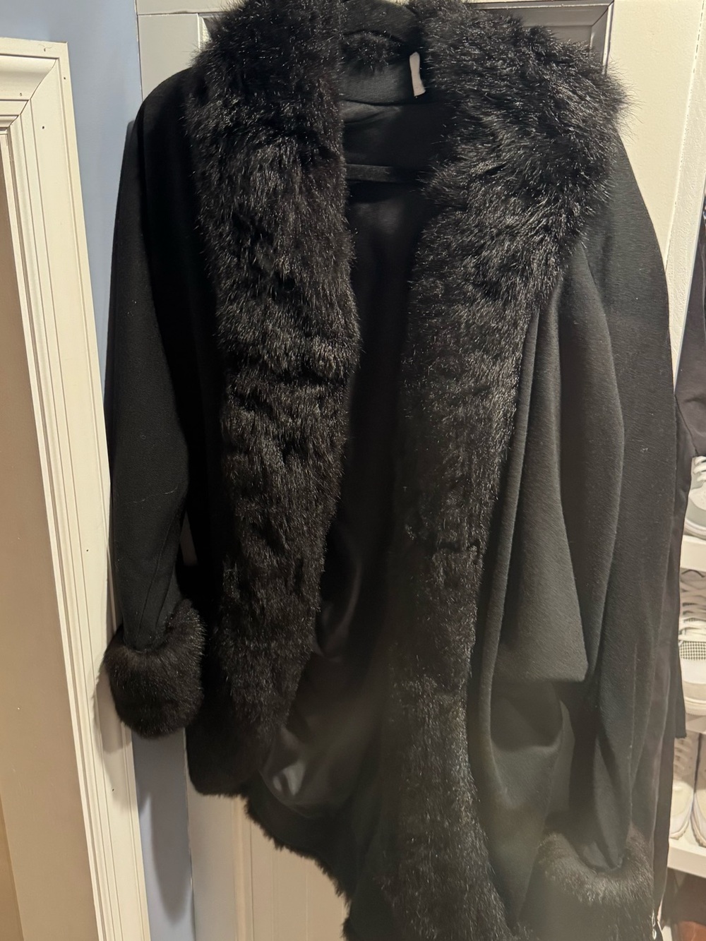 Black Faux Fur Trim Women's Coat